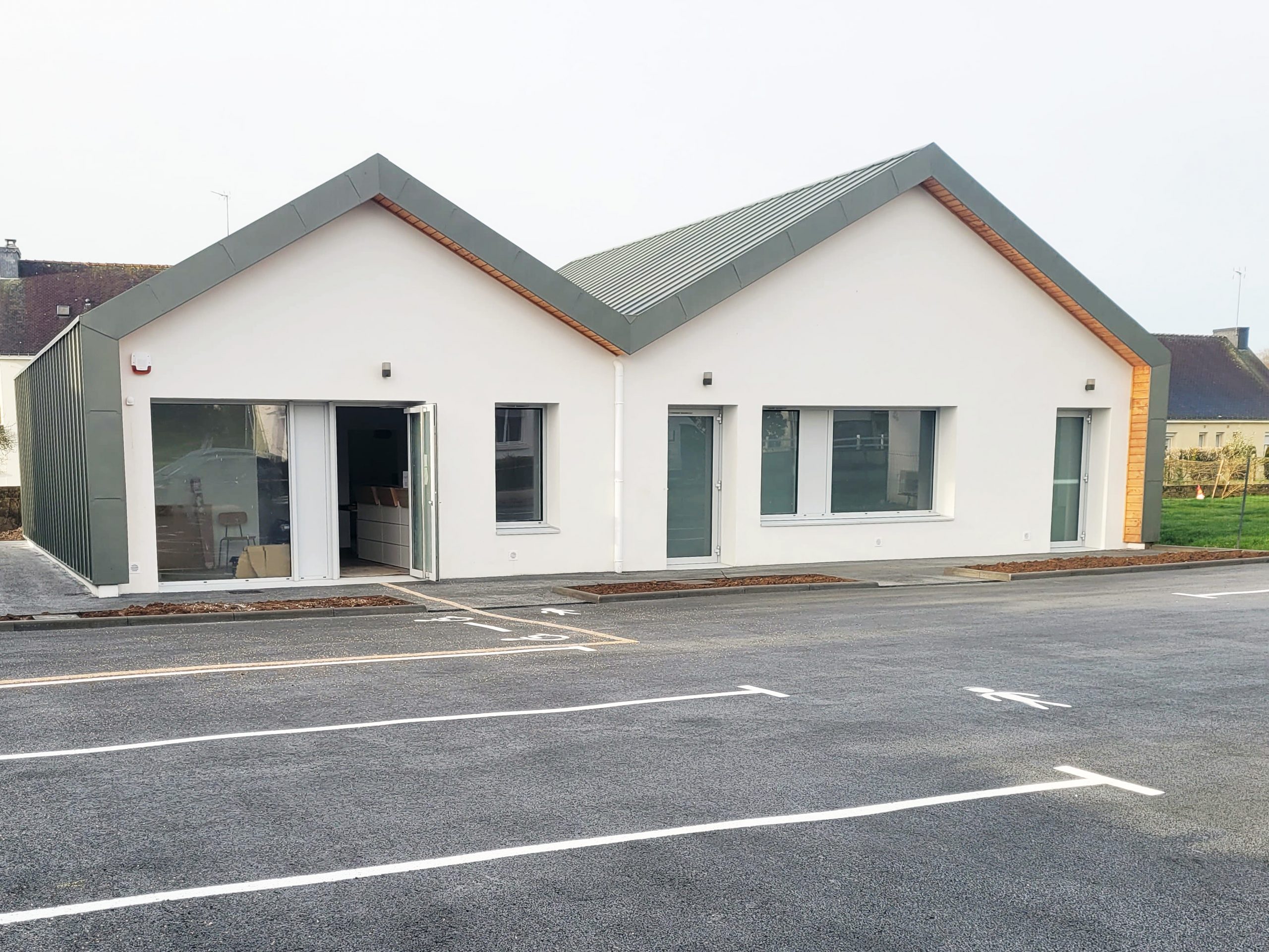 Photo d'un cabinet paramédical, suivi de chantier Vincent Bizien Maitre d’œuvre à Rohan